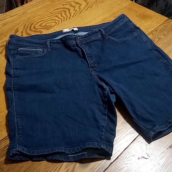 Levi's Pants - LEVI'S Jean Shorts Womens 24 Blue Dark Denim Preowned Summer Spring